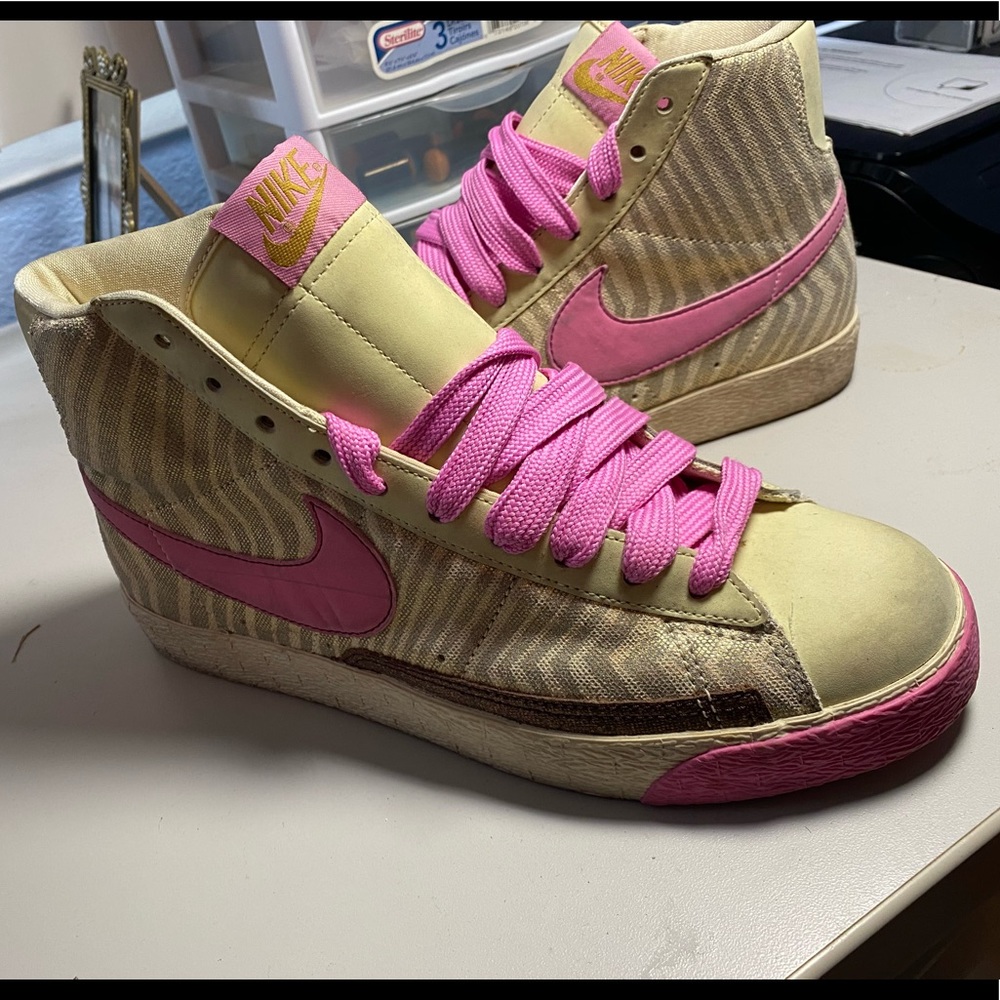 Pink blazers